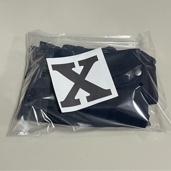 LIKE NEW Lululemon City Sleek 5 Pocket 7/8 Pant True Navy - Picture 14 of 14